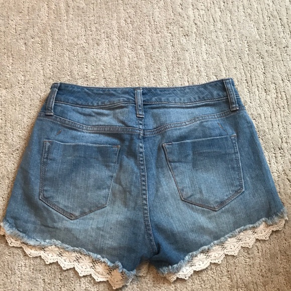 BLUE RIPPED HIGH RISE SHORT DENIM - Picture 2 of 2